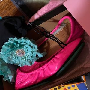 Neon Pink Tieks